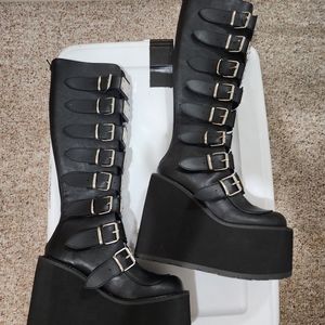 Swing Demonia boots